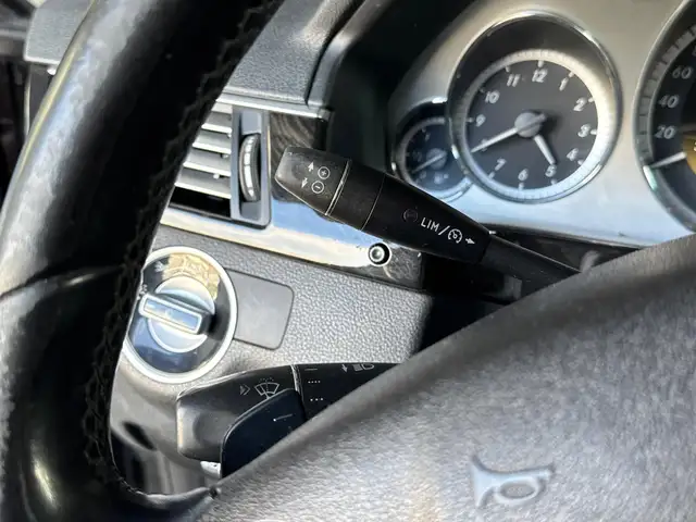 Mercedes-Benz E-Class view 13