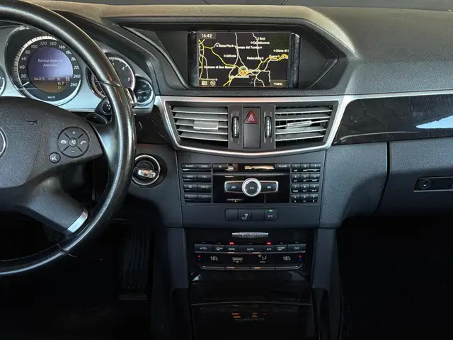 Mercedes-Benz E-Class view 8