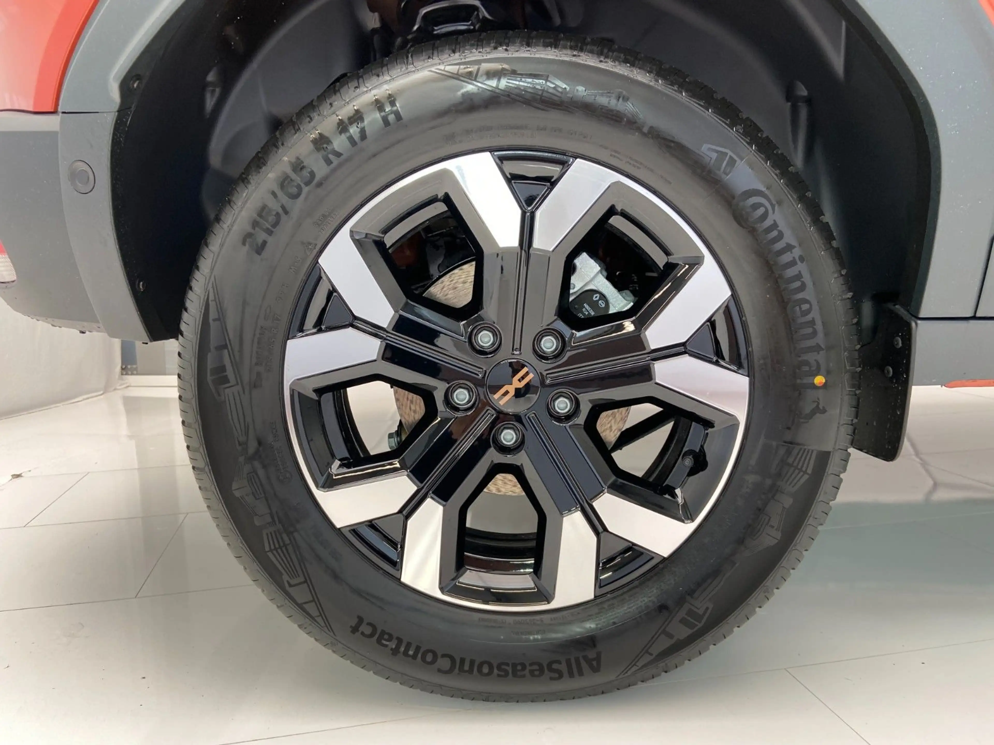 Dacia Duster Extreme hybrid-G 150 4x4 Winter/City — photo 10