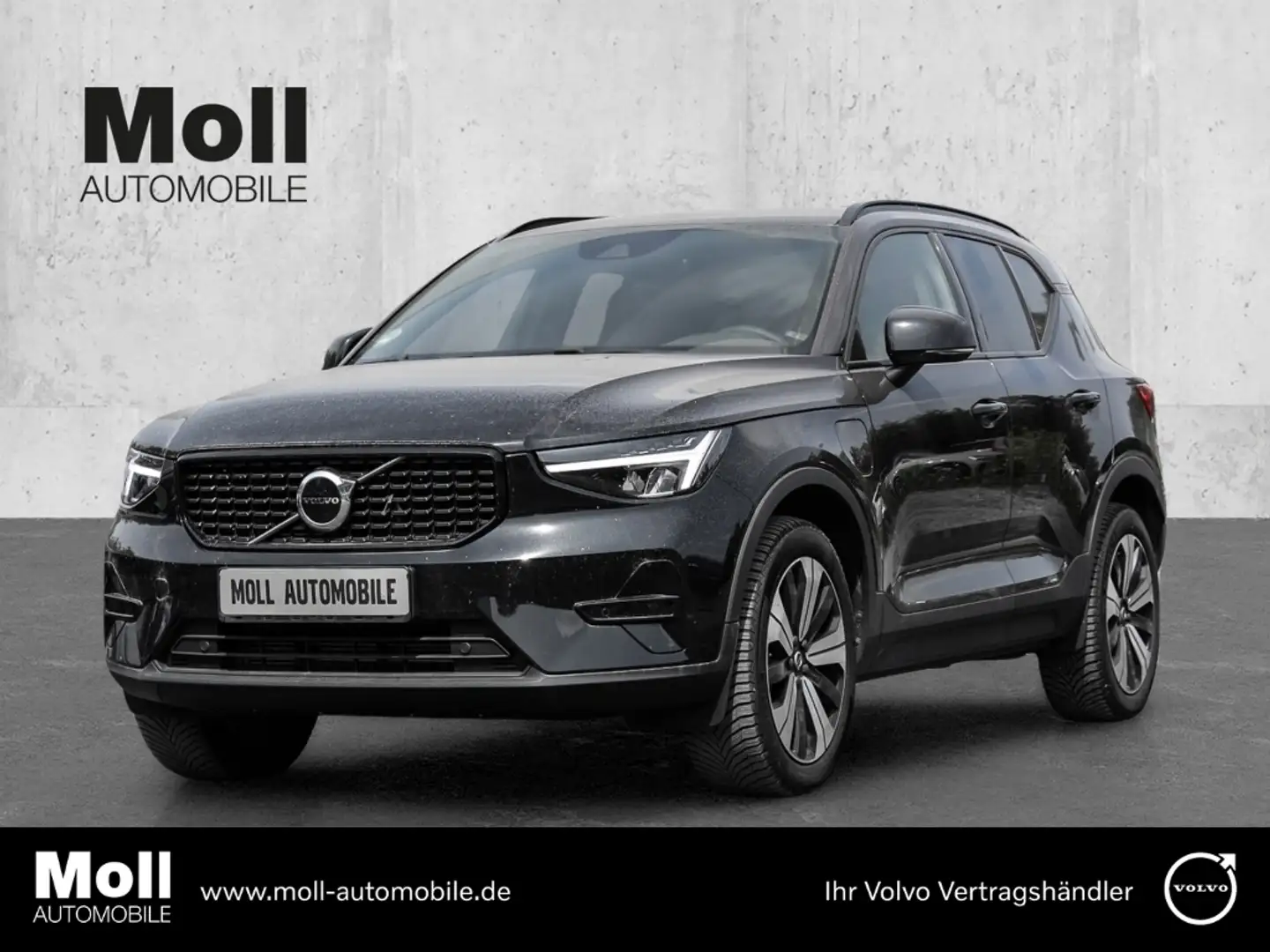 Volvo XC40 Plus Dark Recharge Plug-In Hybrid 2WD T4 Twin Engi Schwarz - 1