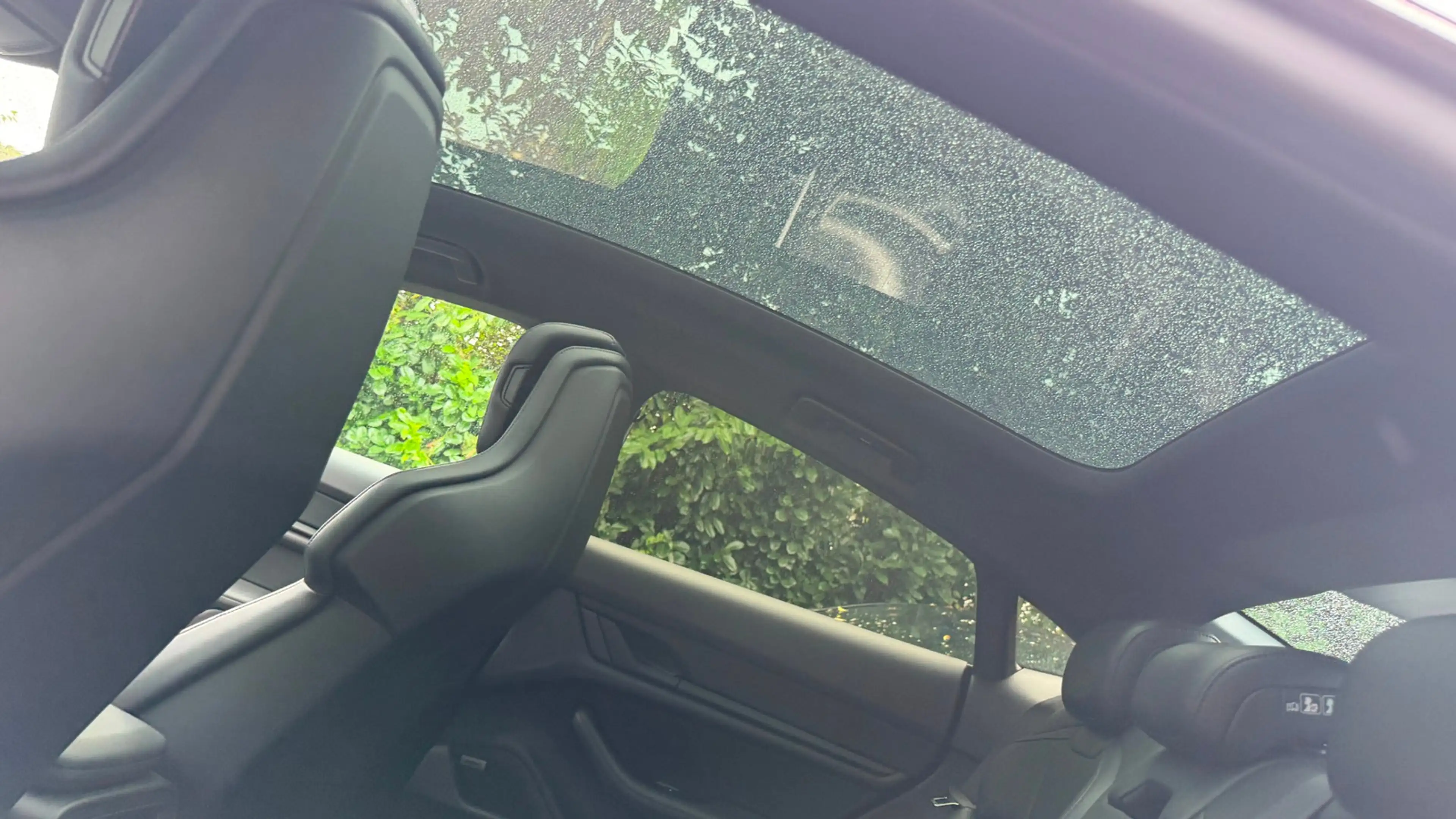 Porsche Taycan 4 S — photo 9