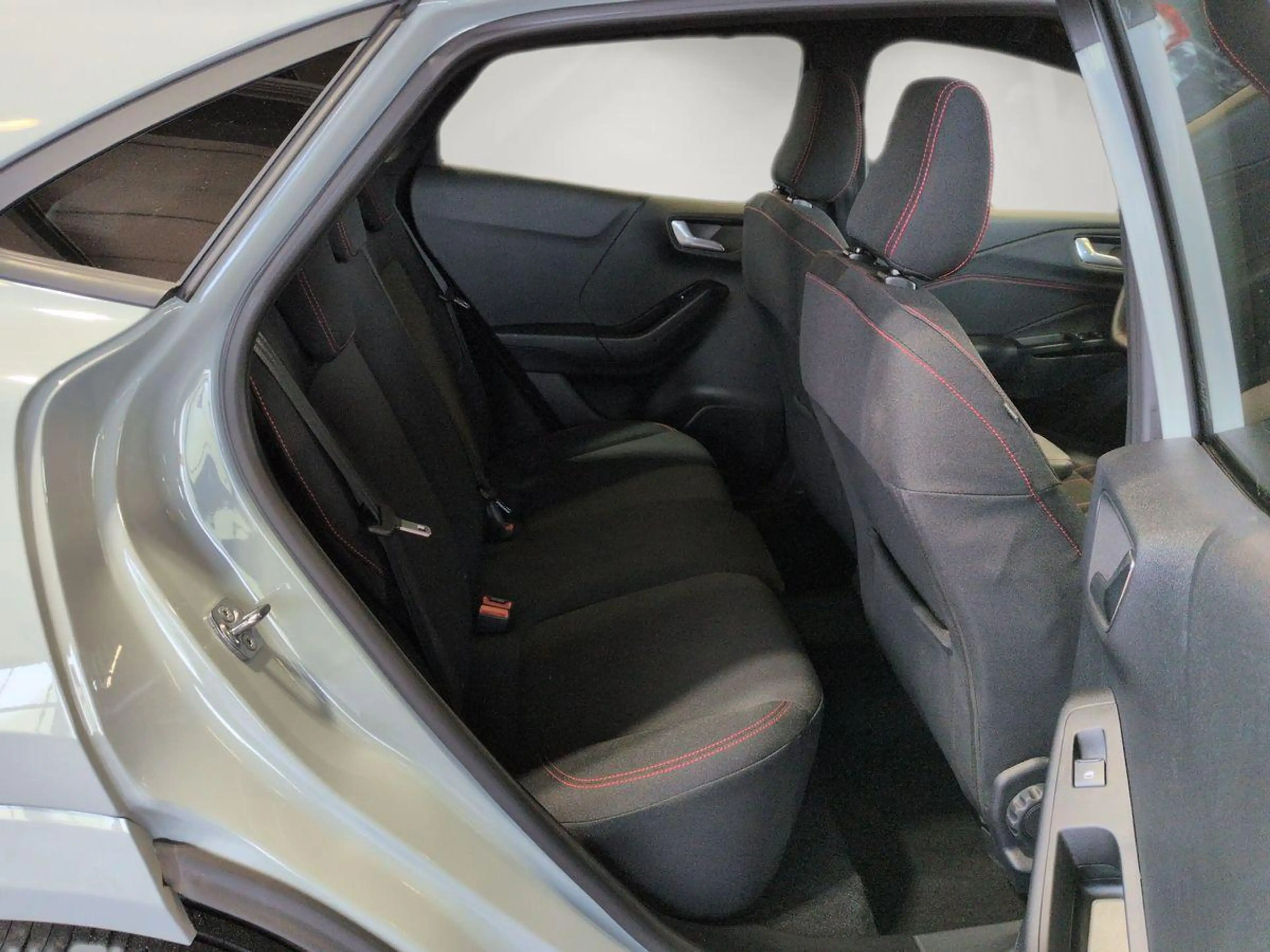Ford Puma ST-Line 1.0L / Body-Styling-Paket / LED — photo 5