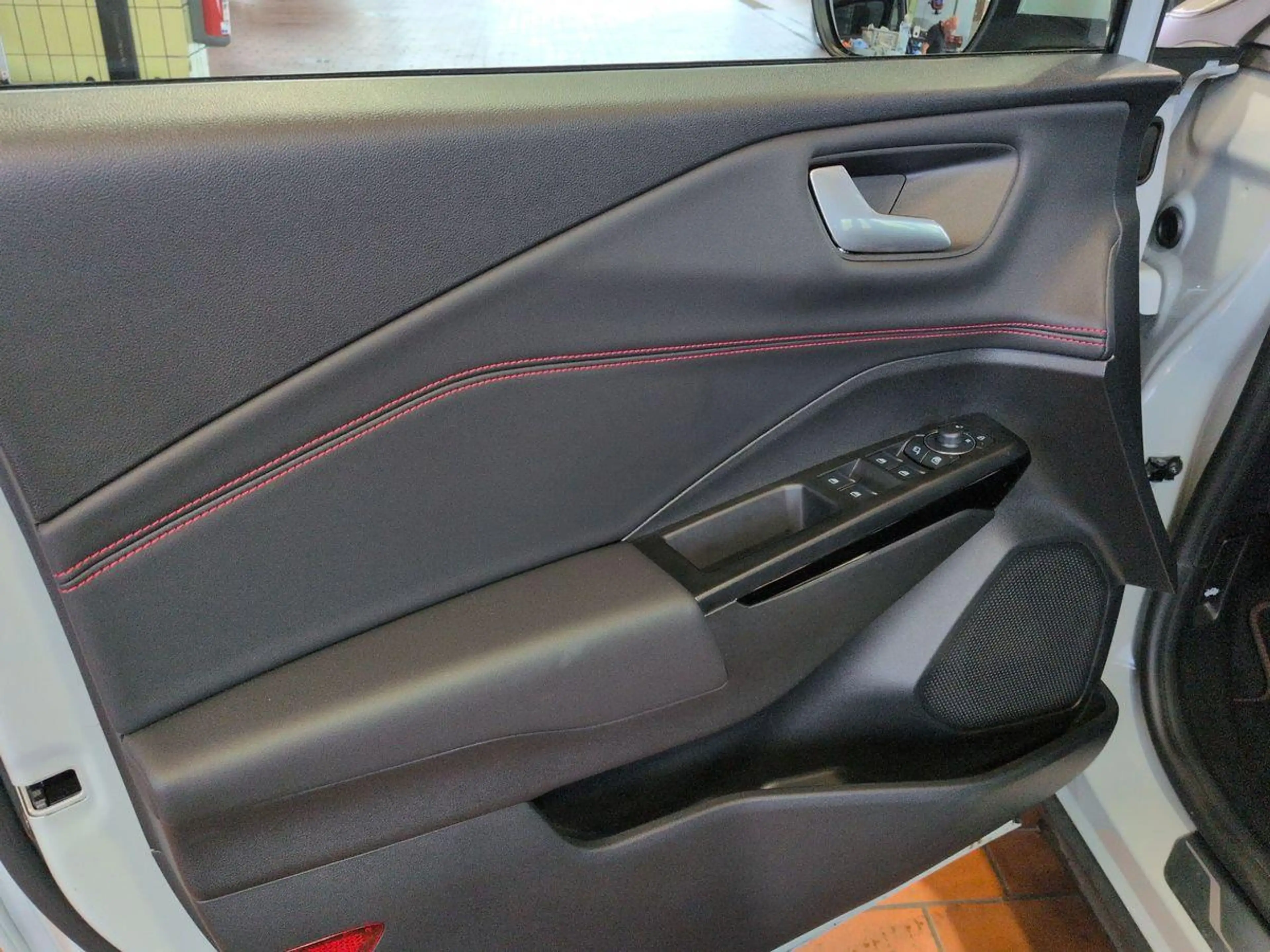 Ford Puma ST-Line 1.0L / Body-Styling-Paket / LED — photo 9