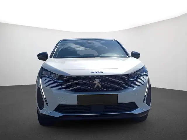 Peugeot 3008 view 2