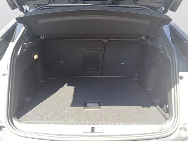 Peugeot 3008 view 7