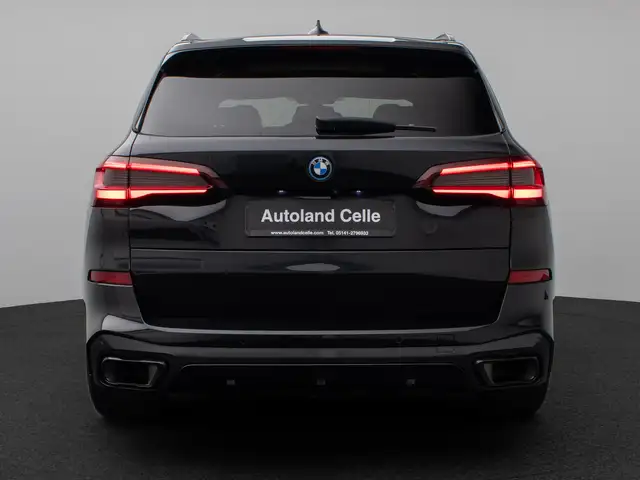 BMW X5 view 8