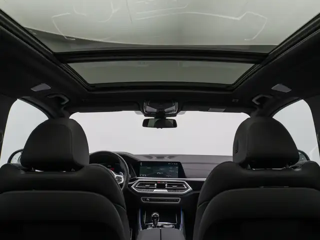 BMW X5 view 29