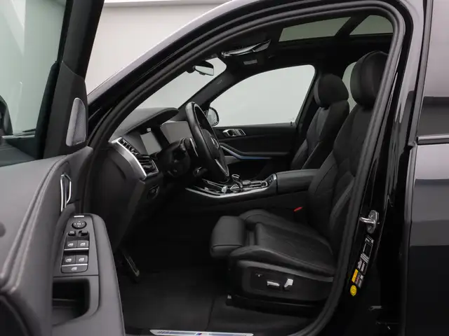 BMW X5 view 19