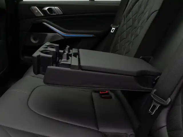 BMW X5 view 27