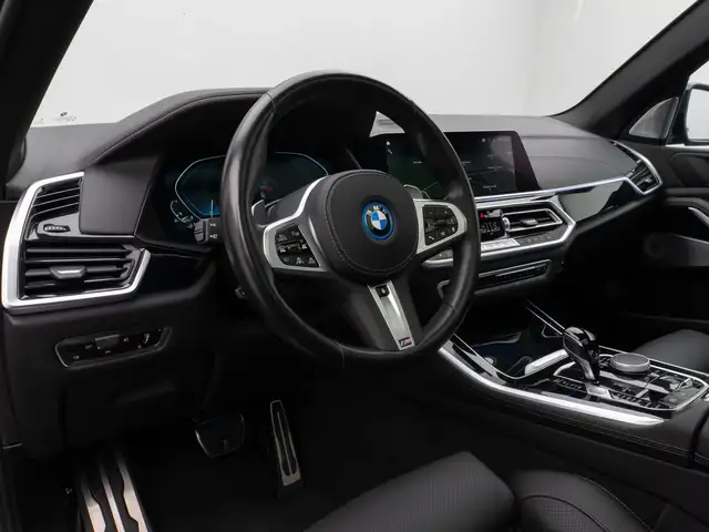 BMW X5 view 20