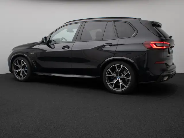 BMW X5 view 10