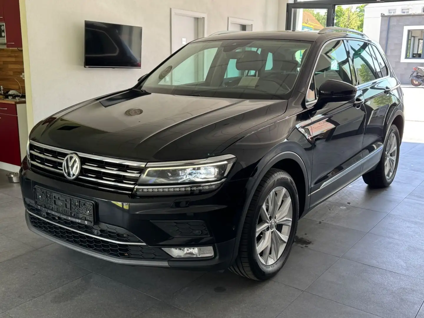 Volkswagen Tiguan Highline 4M-Pano-Leder-Kamera-Virtual-HUD Negro - 1