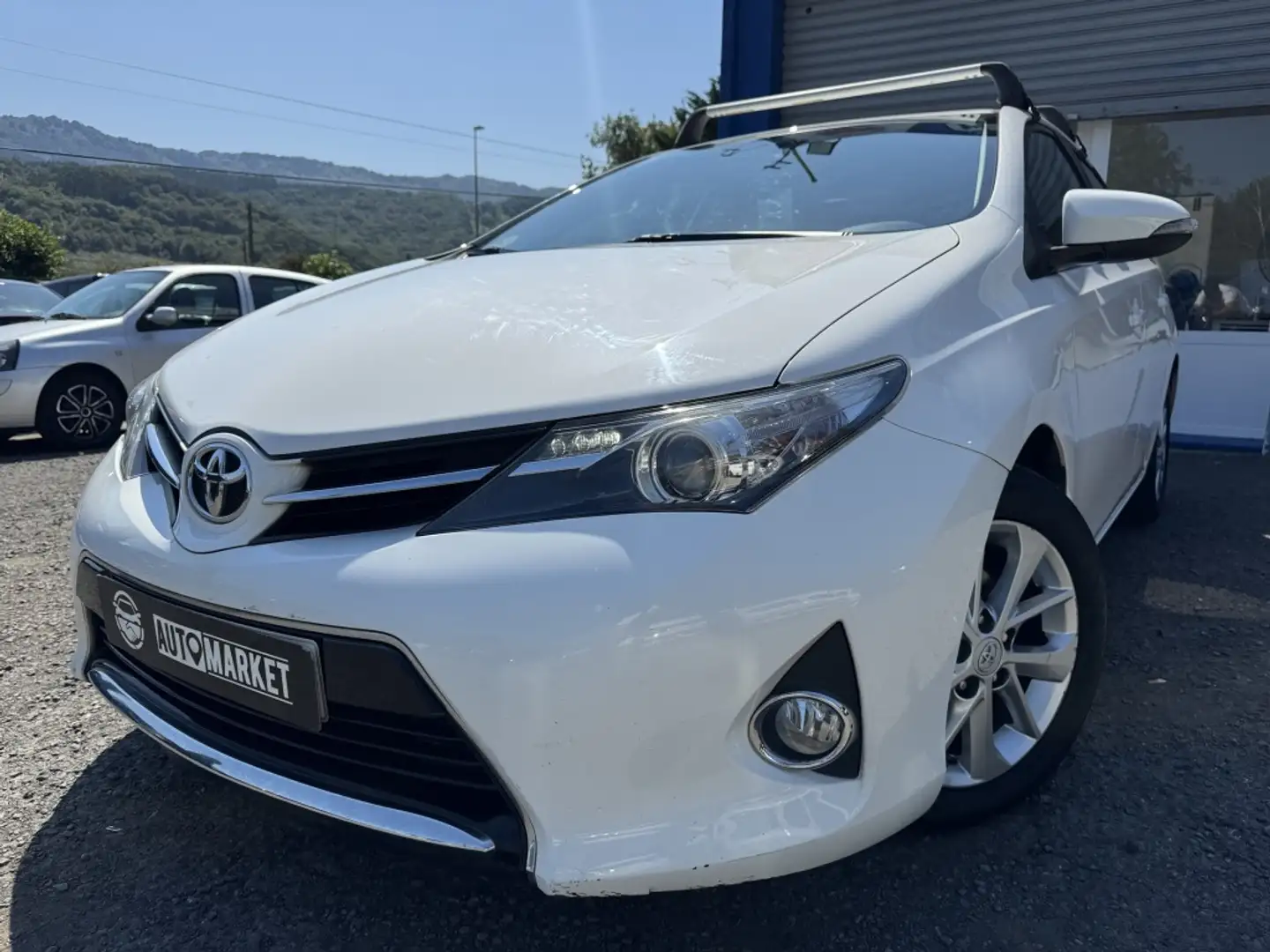Toyota Auris 90D Feel! Blanco - 1