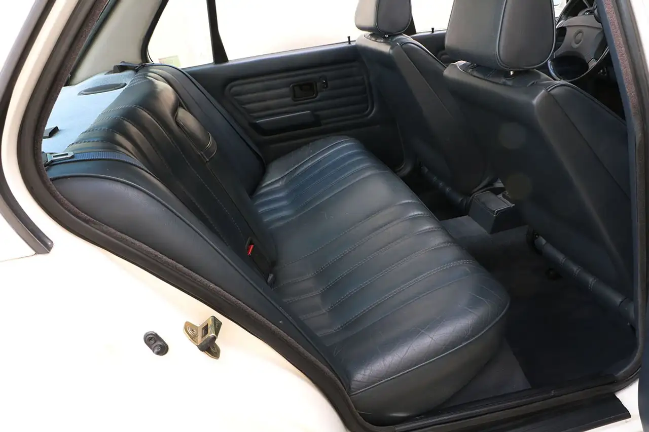 BMW 325 iX A, foto 9