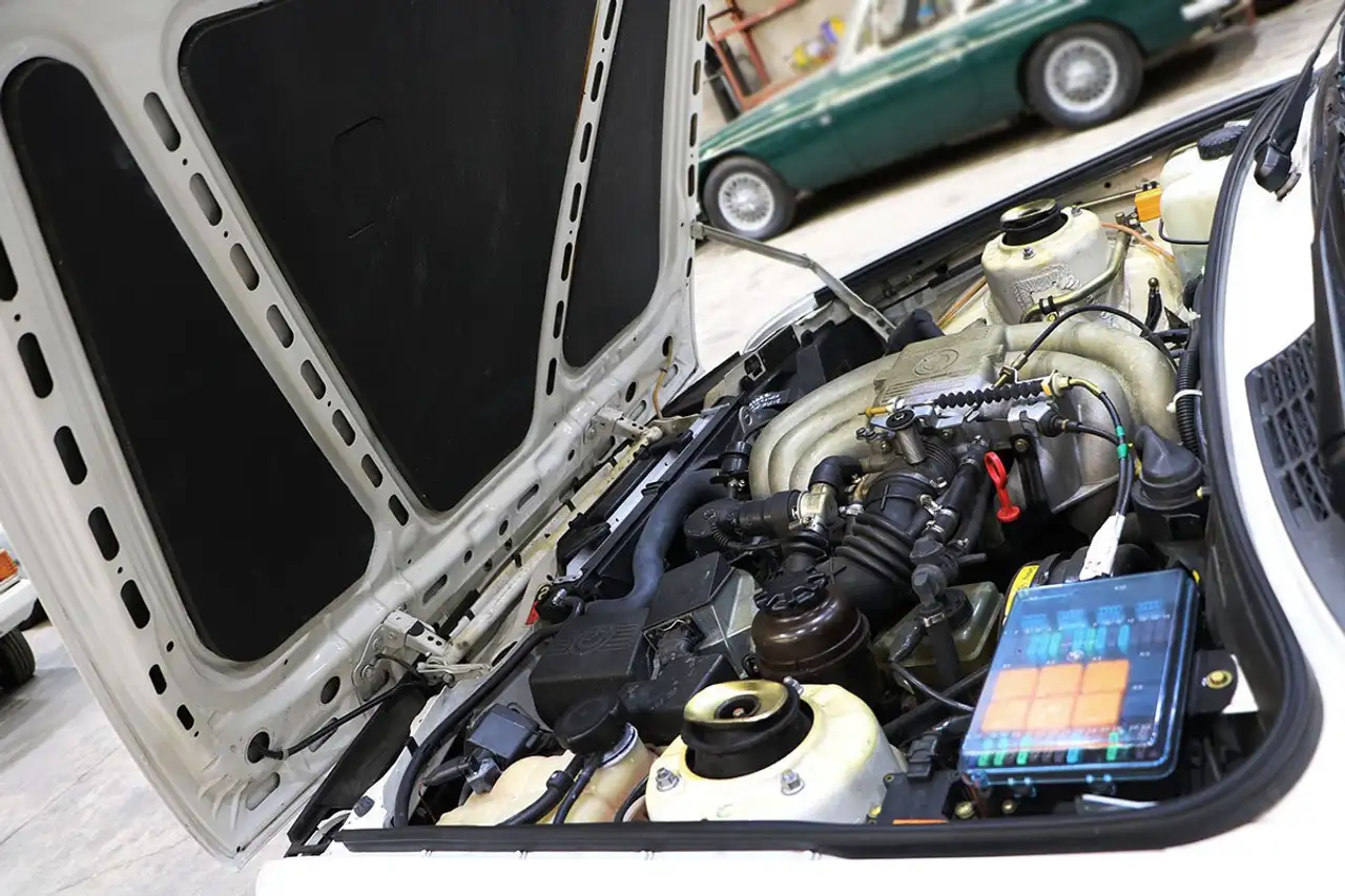 BMW 325 iX A, foto 11