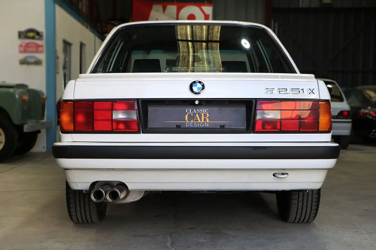 BMW 325 iX A, foto 5