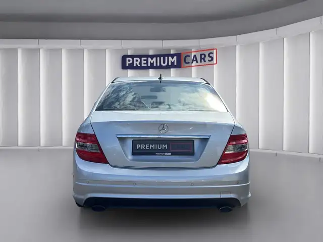 Mercedes-Benz C-Class view 4