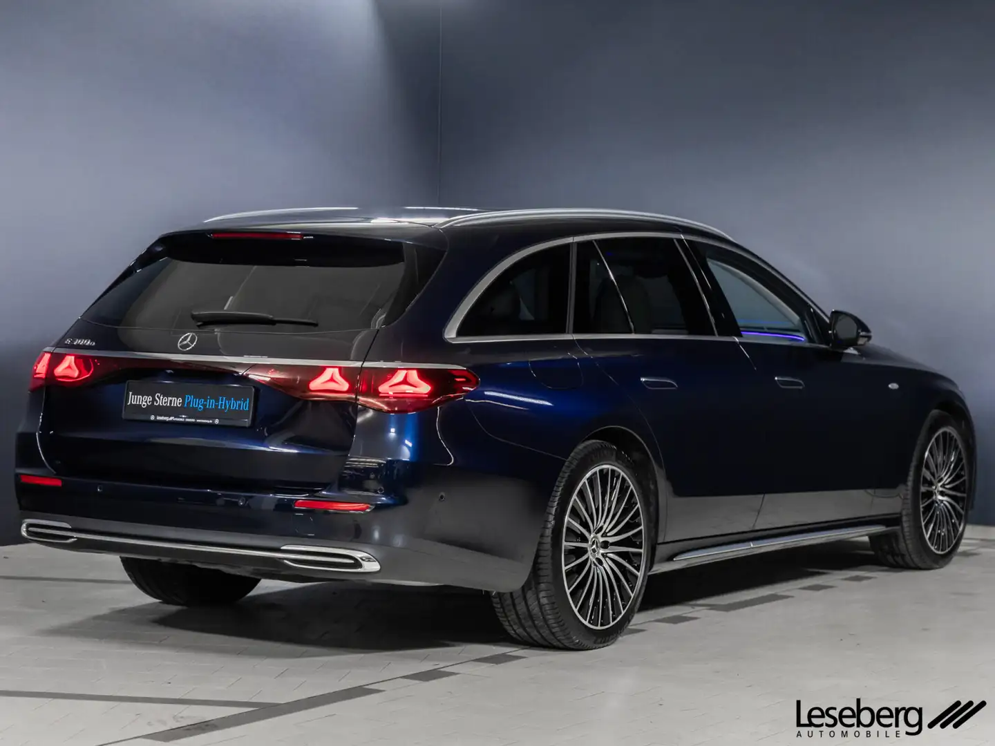 Mercedes-Benz E 300 E 300 e T Exclusive DIG.LIGHT/AHK/Airmatic/360°/ Blau - 2