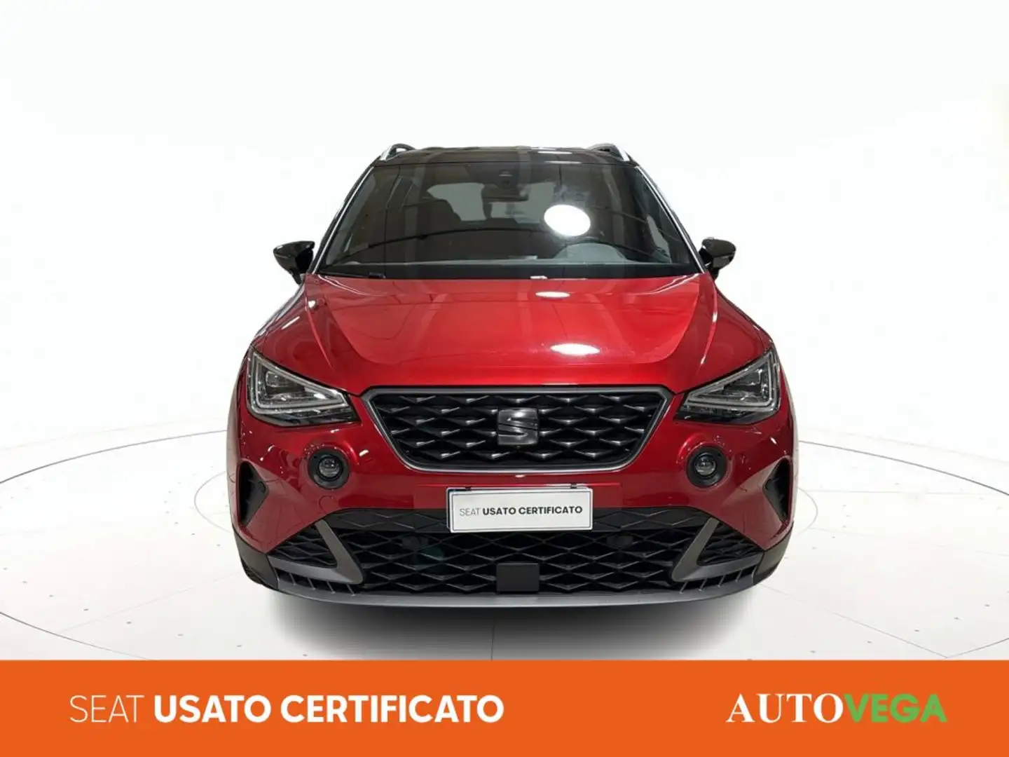 SEAT Arona 1.0 ecotsi fr 95cv Červená - 2