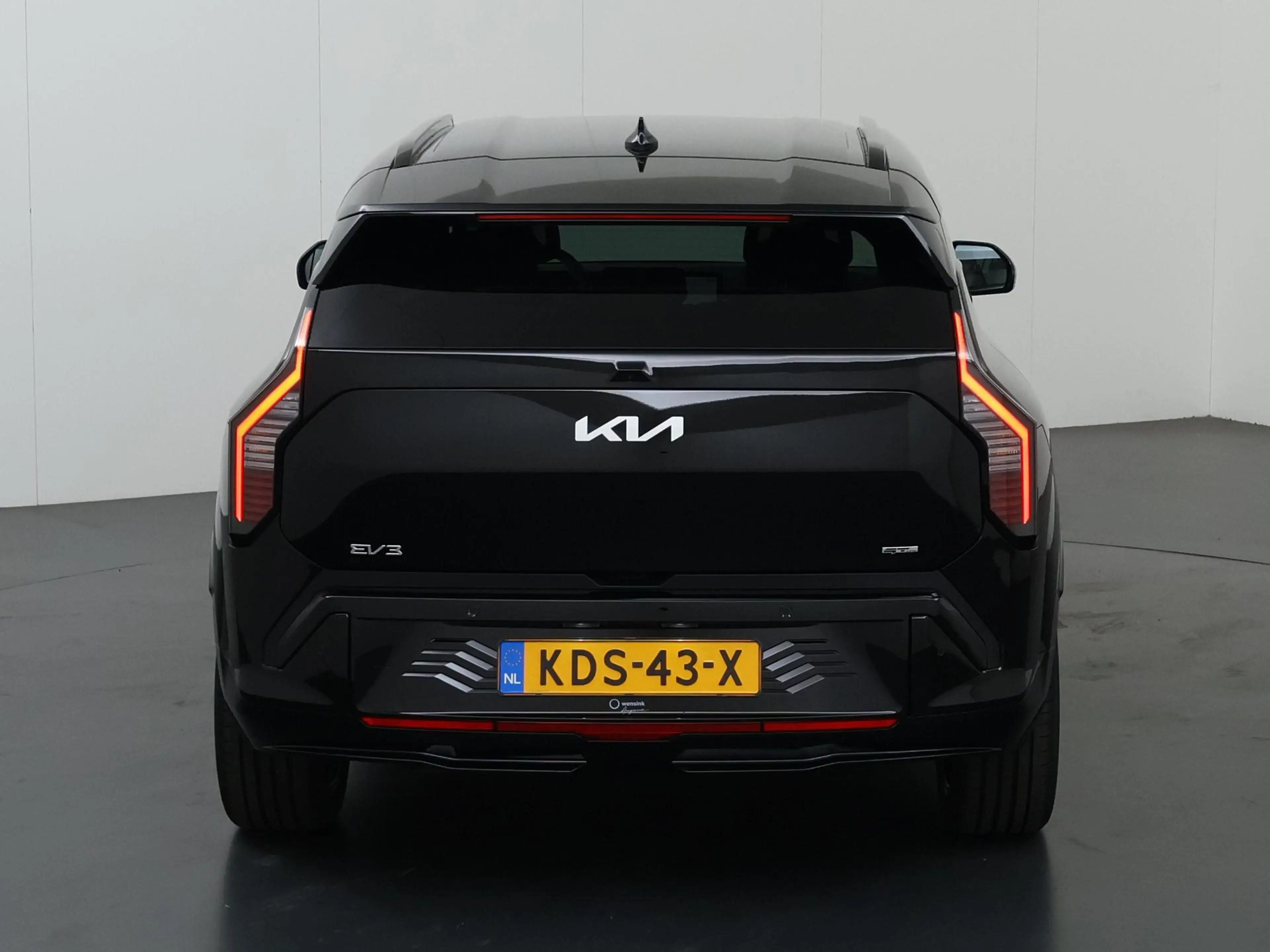 Kia EV3 GT-Line Business Edition 81.4 kWh | 19" lichtmetal — photo 4