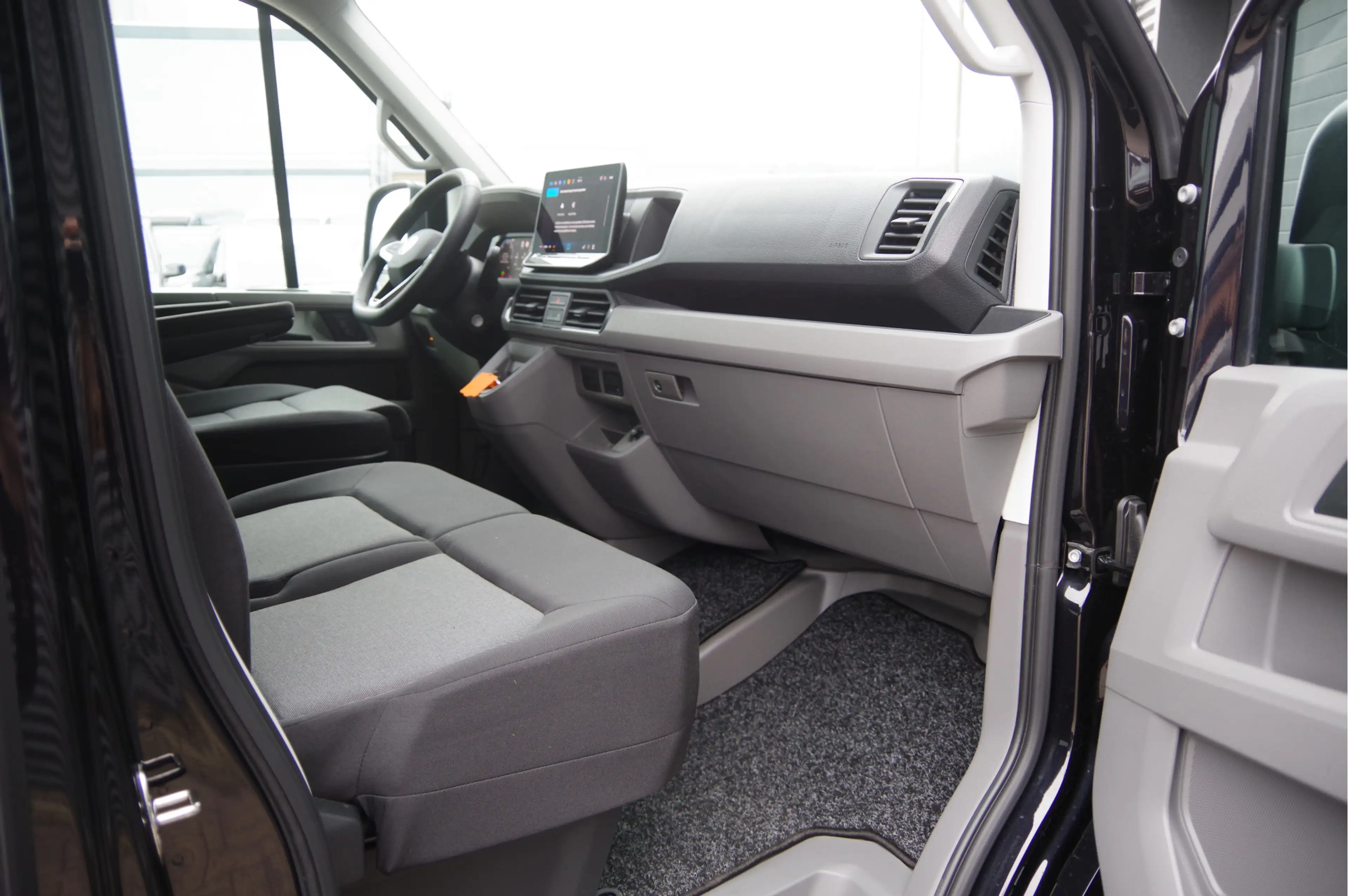 Volkswagen Crafter 35 2.0 TDI L3H3(L2H2) AUT. 3-ZITS, FACELIFT, BETIM — photo 11