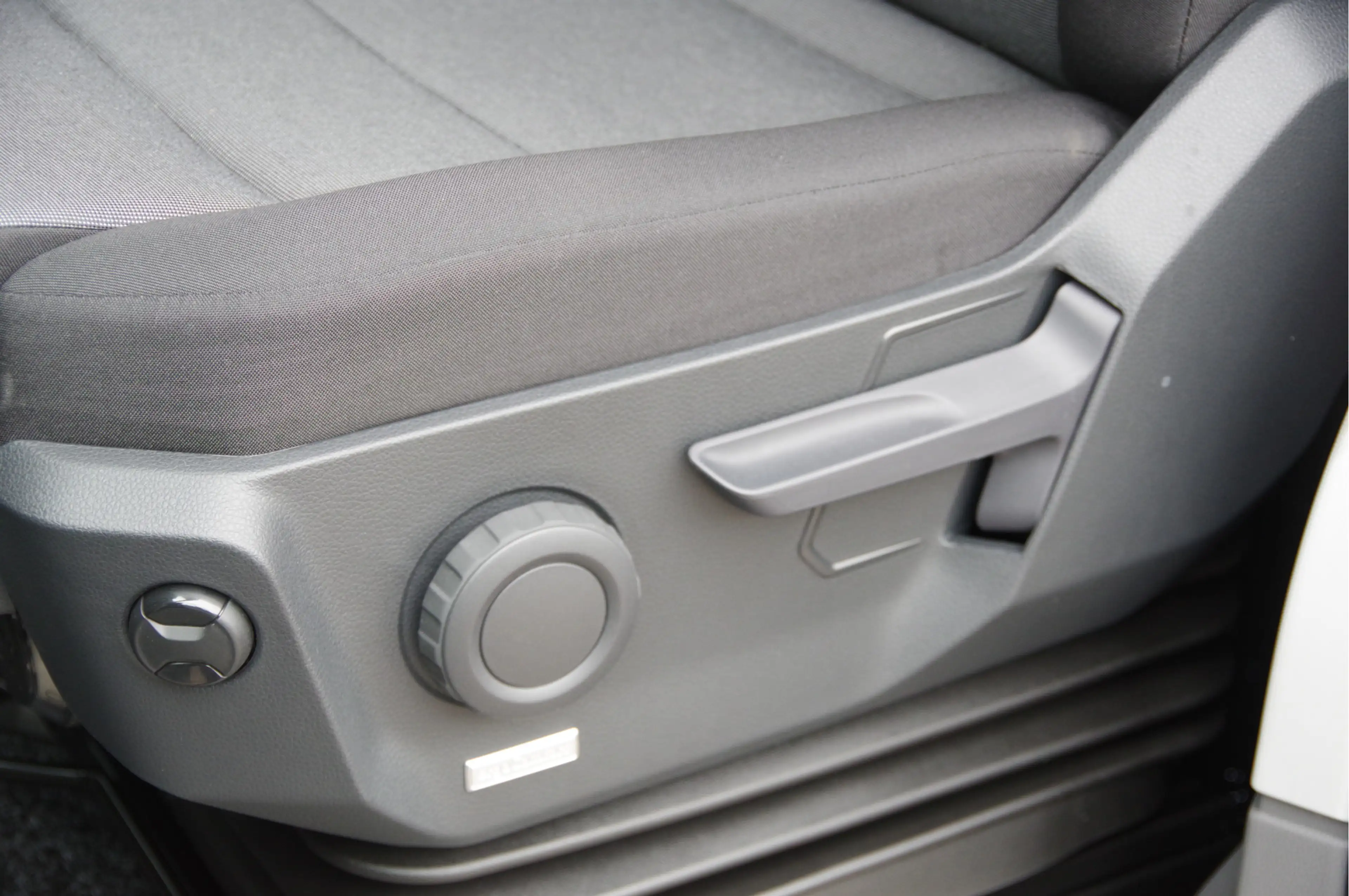 Volkswagen Crafter 35 2.0 TDI L3H3(L2H2) AUT. 3-ZITS, FACELIFT, BETIM — photo 9