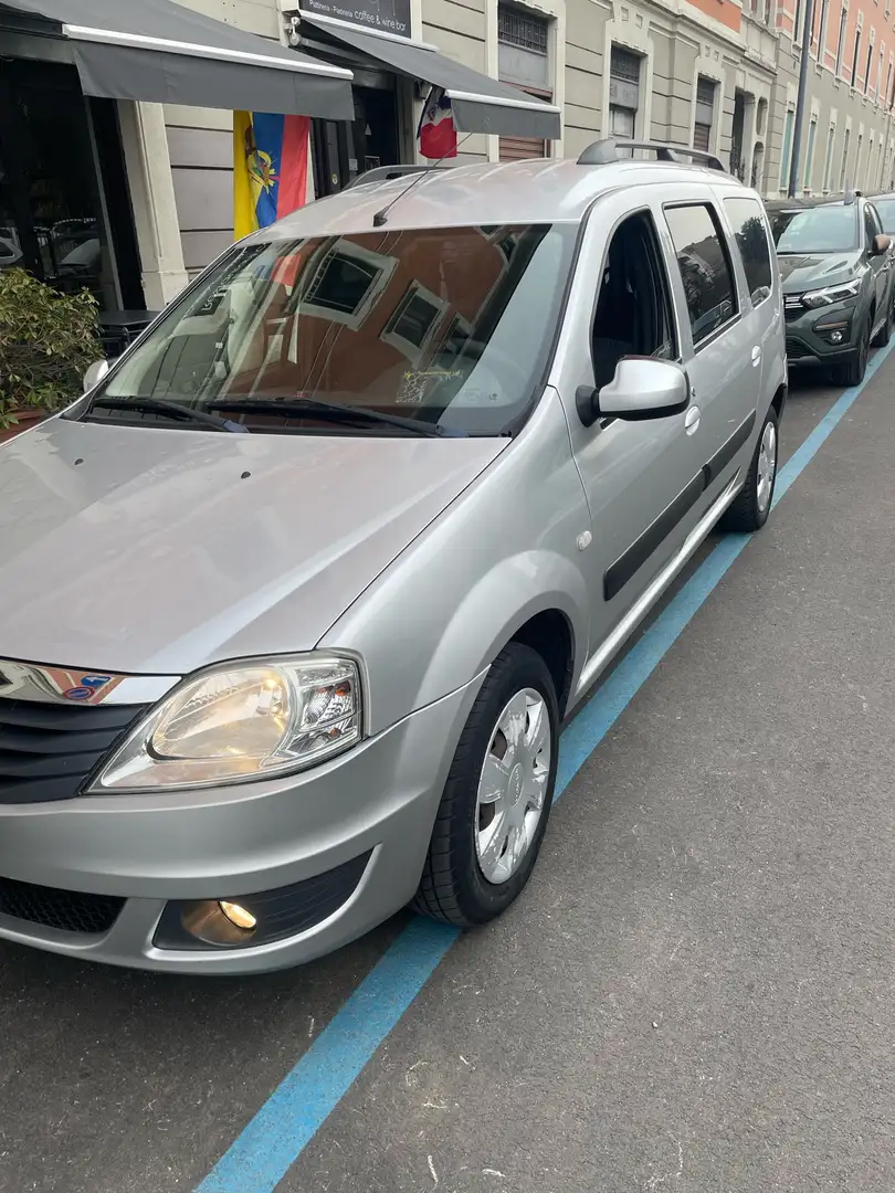 Dacia Logan MCV 1600 benzina gpl Gris - 1