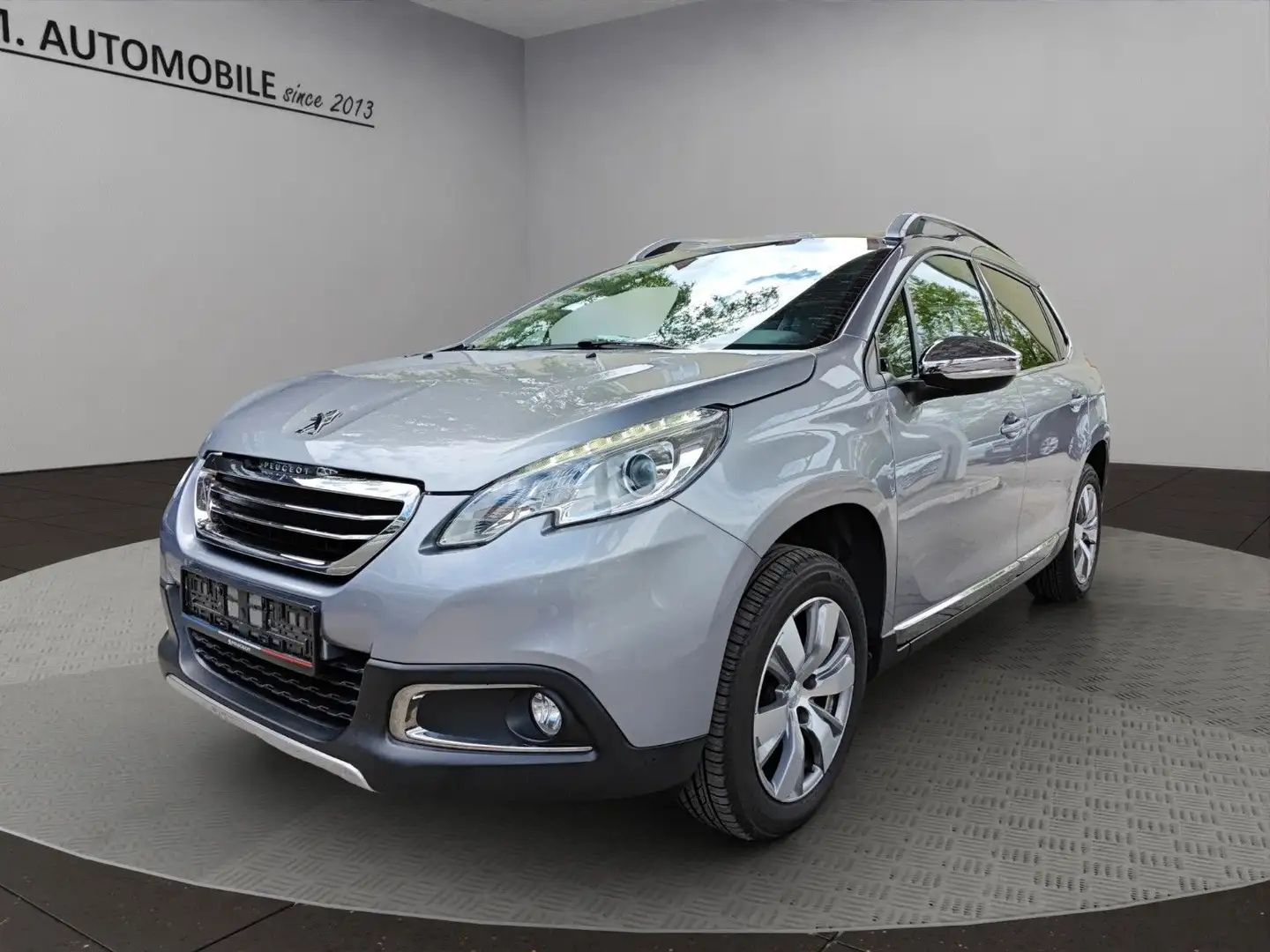Peugeot 2008 Allure Navi Klimaaut. SHZ PDC SR WR Gris - 1
