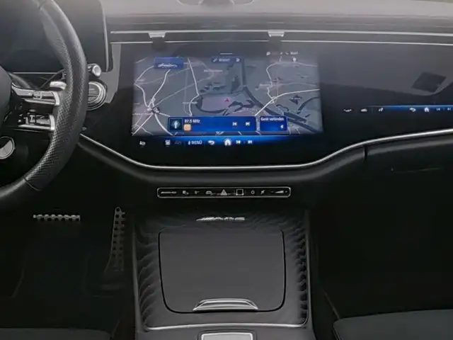 Mercedes-Benz E-Class view 8