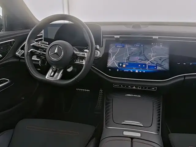 Mercedes-Benz E-Class view 7