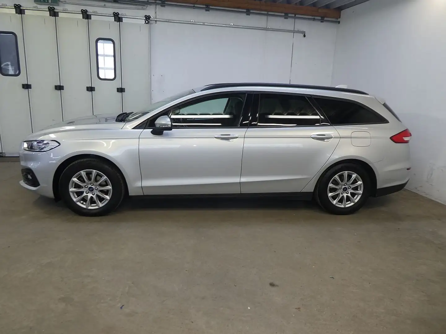 Ford Mondeo 2.0EcoBlue Traveller, AHK, Winter-Paket Silber - 2