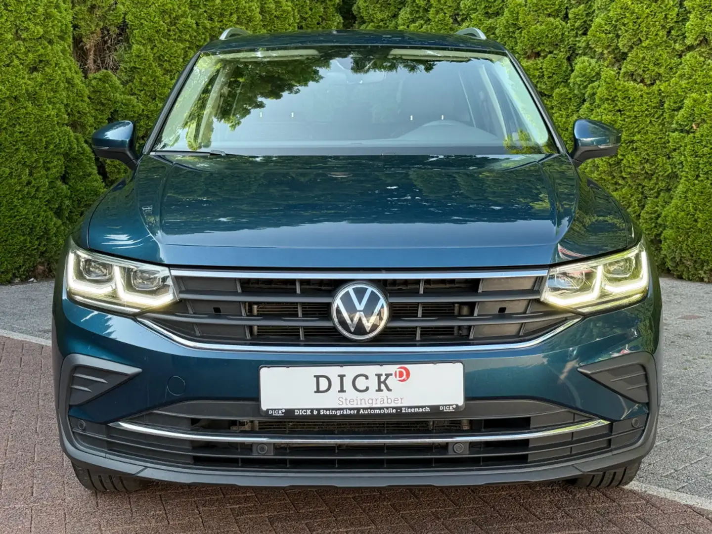 Volkswagen Tiguan 2.0 TDI DSG United MATRIX+NAV+ACC+SHZ+KAM Blau - 2