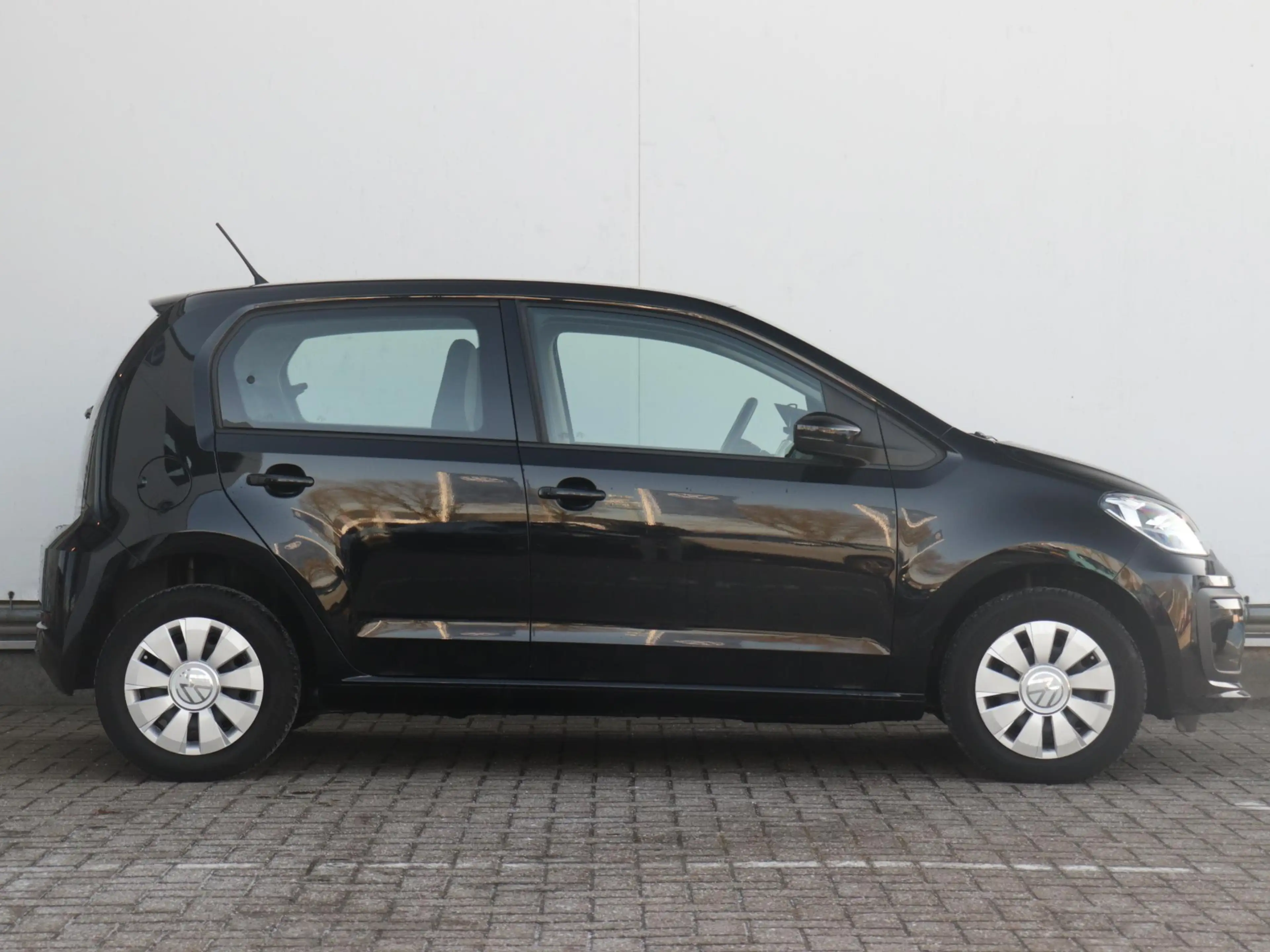 Volkswagen up! 1.0 | Camera | Cruise Control | Regensensor | Clim — photo 4