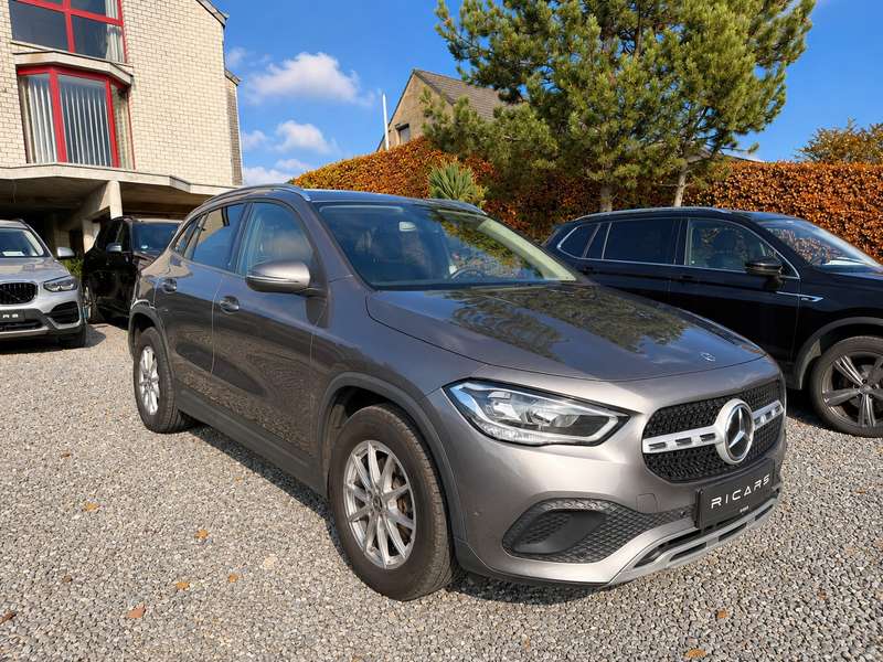 Mercedes-Benz GLA 180 2.0d Camera Carplay GPS Carnet Airco Garantie 1 AN