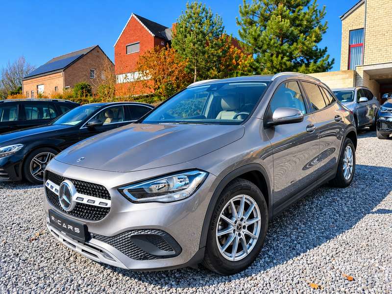 Mercedes-Benz GLA 180 2.0d Camera Carplay GPS Carnet Airco Garantie 1 AN