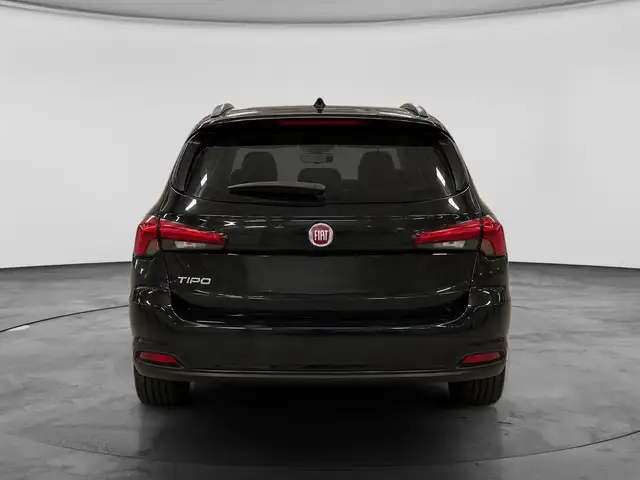 Fiat Tipo view 3