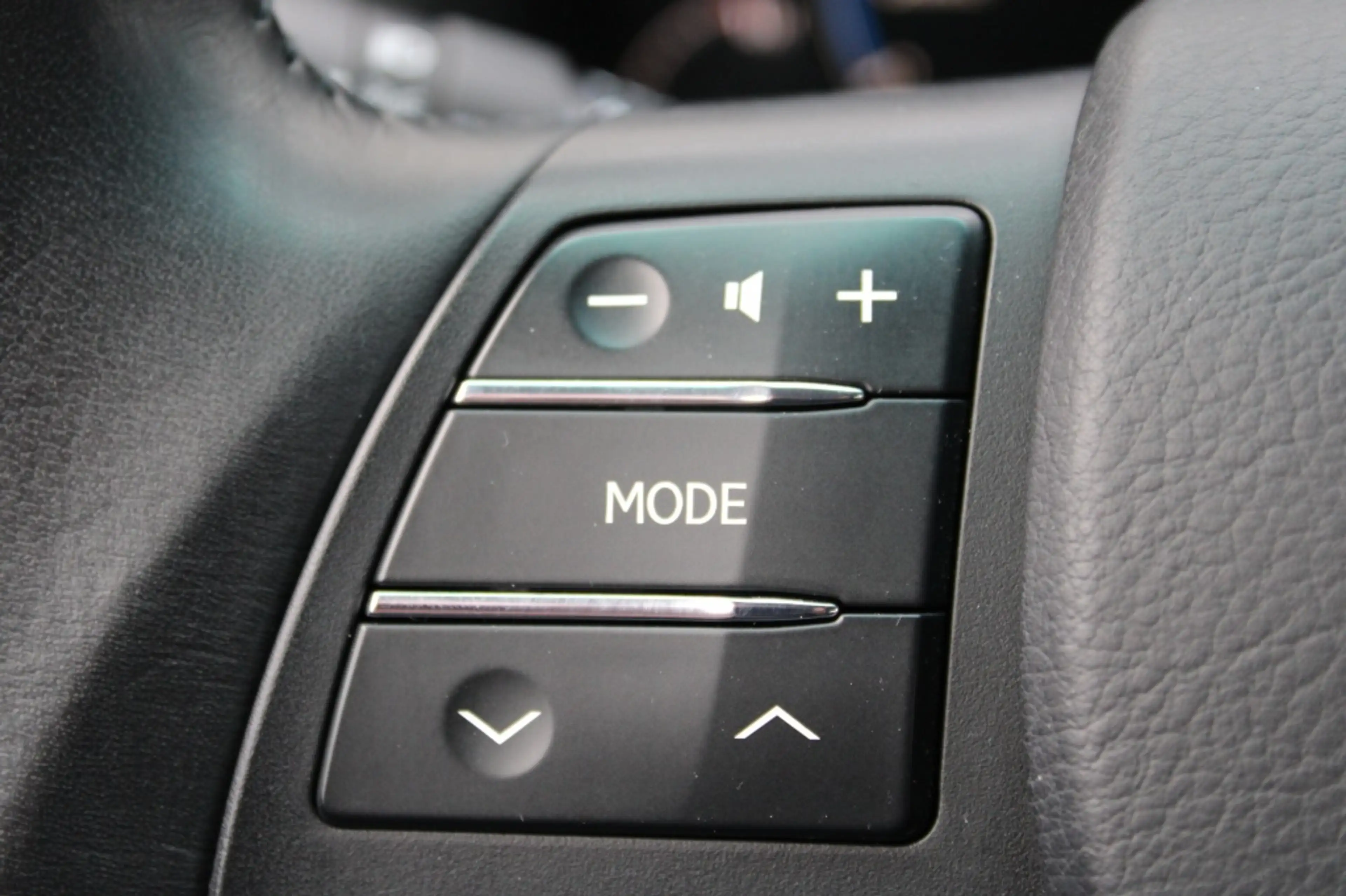 Lexus RX 450h 2WD Preference — photo 17