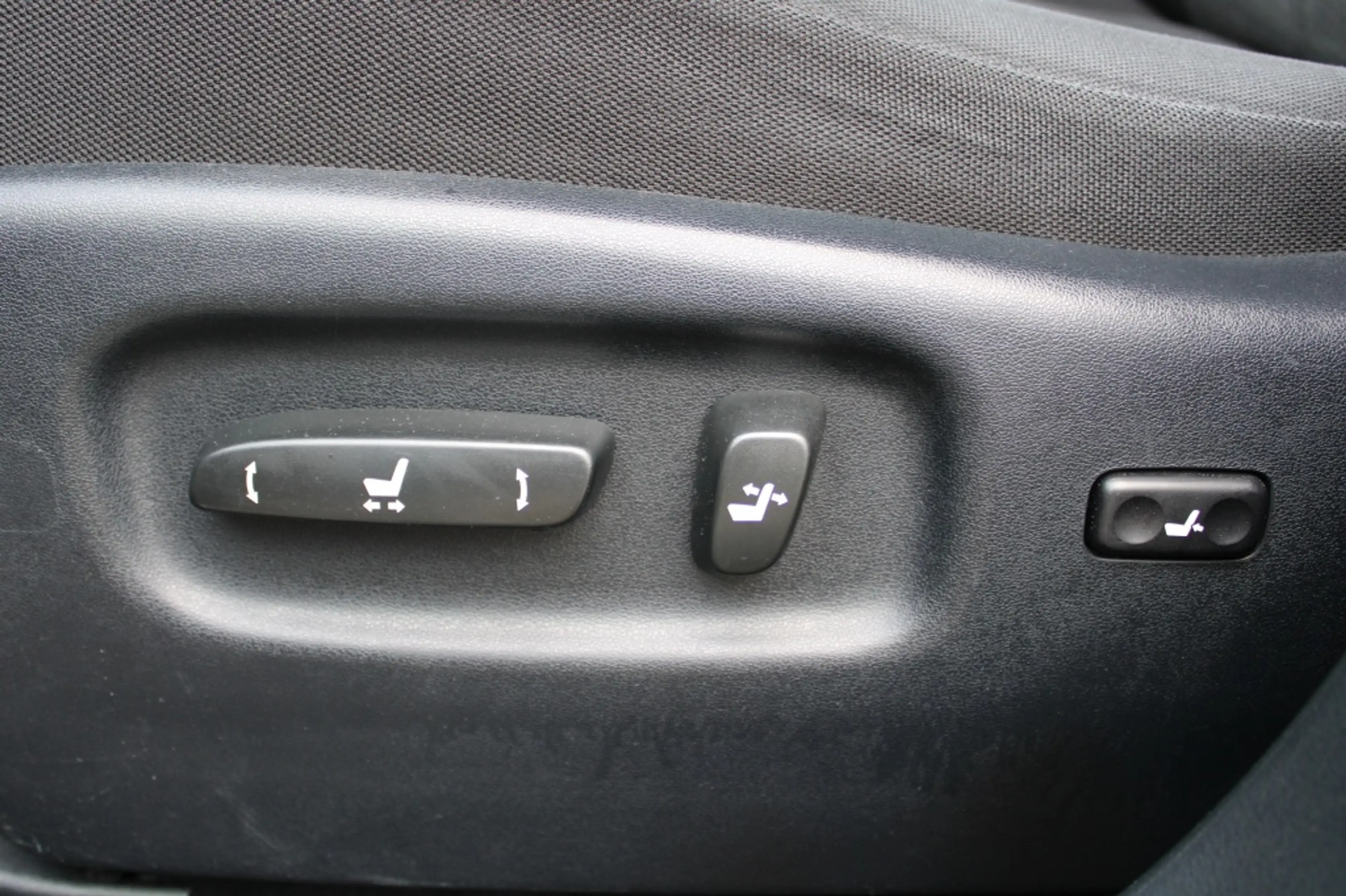 Lexus RX 450h 2WD Preference — photo 22
