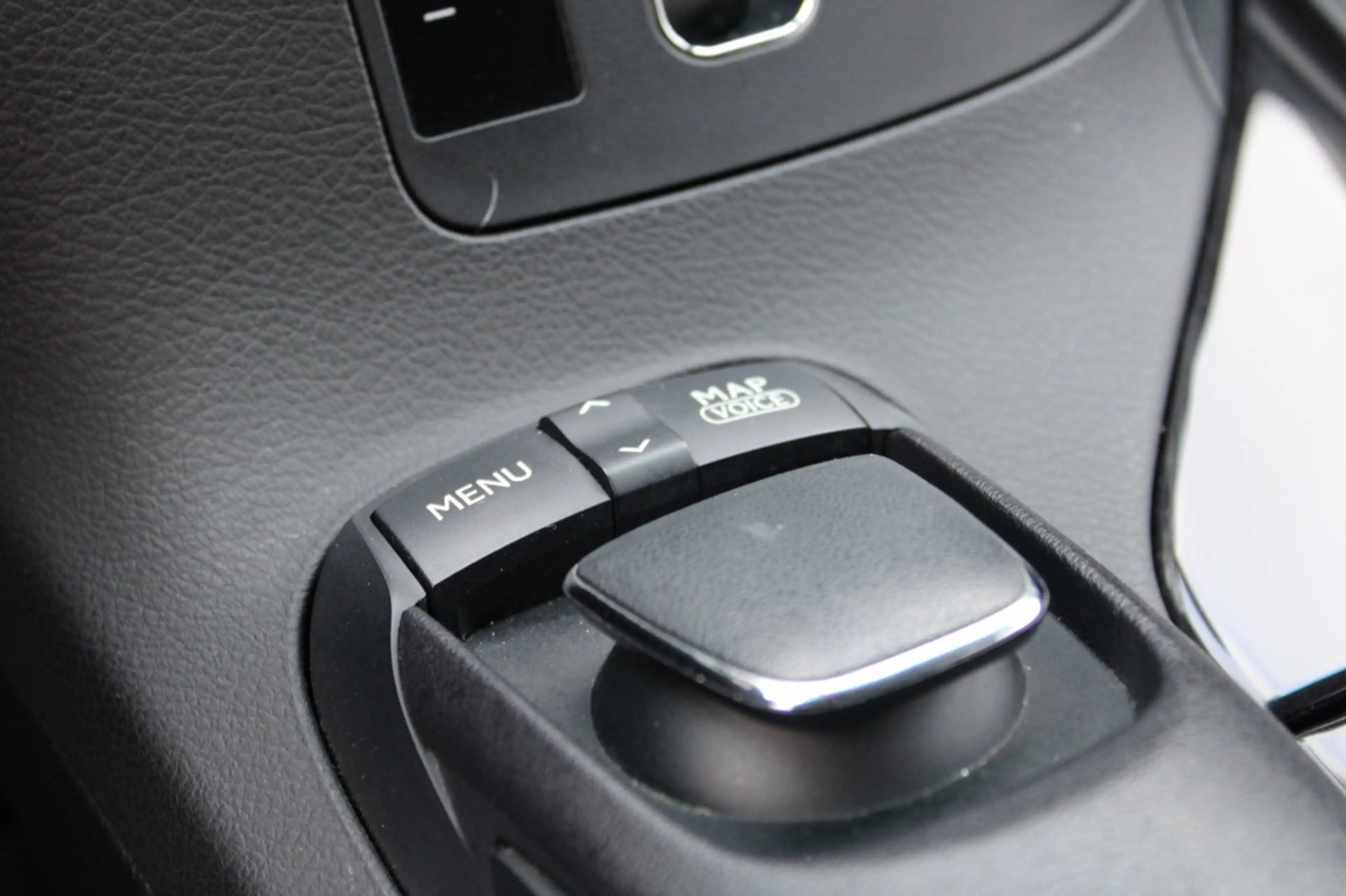 Lexus RX 450h 2WD Preference — photo 20