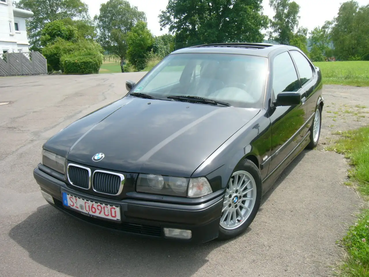 BMW 318