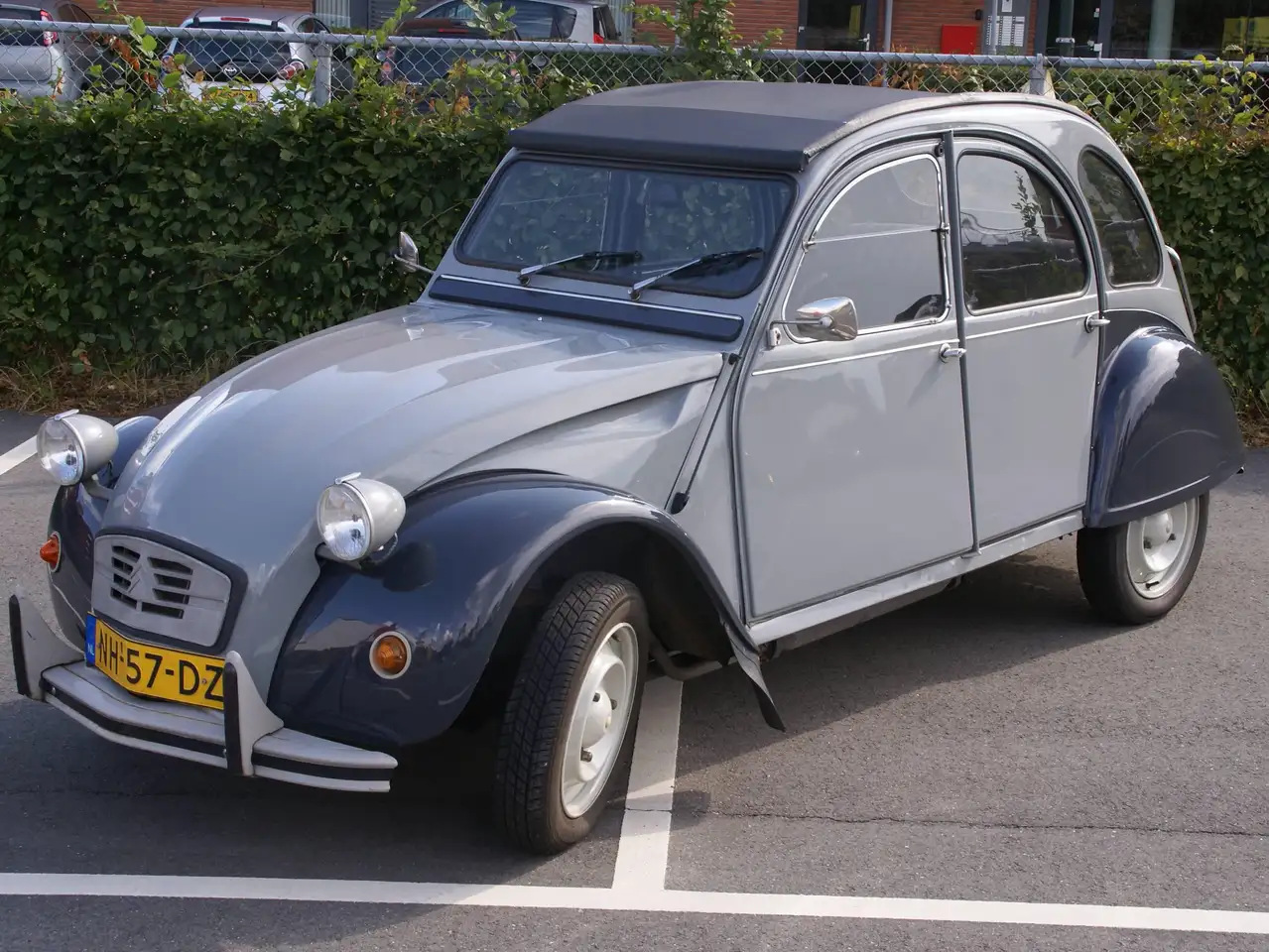 Citroen 2CV Special, foto 2