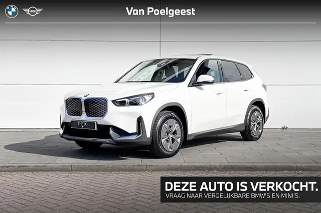 BMW iX1 eDrive20 Premium Travel Pack | Selections Premium