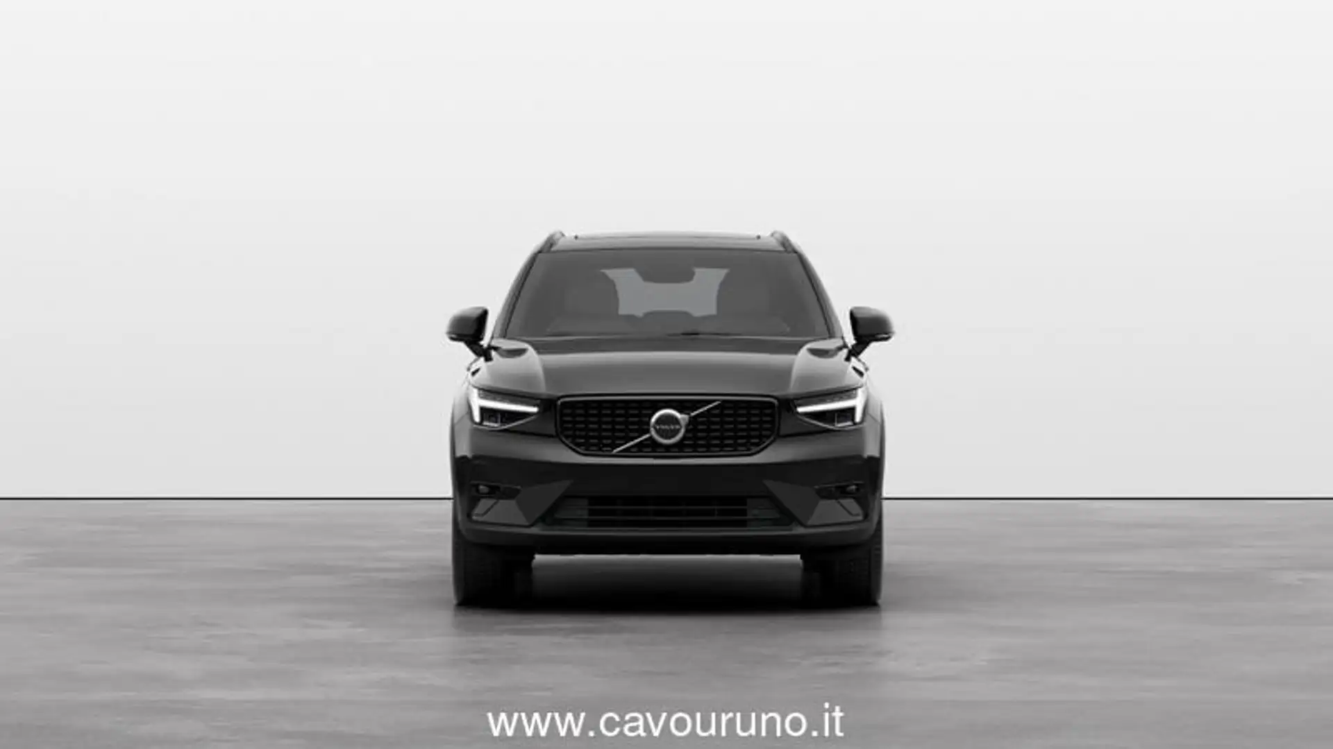 Volvo XC40 B4 automatico Ultimate Dark Noir - 2