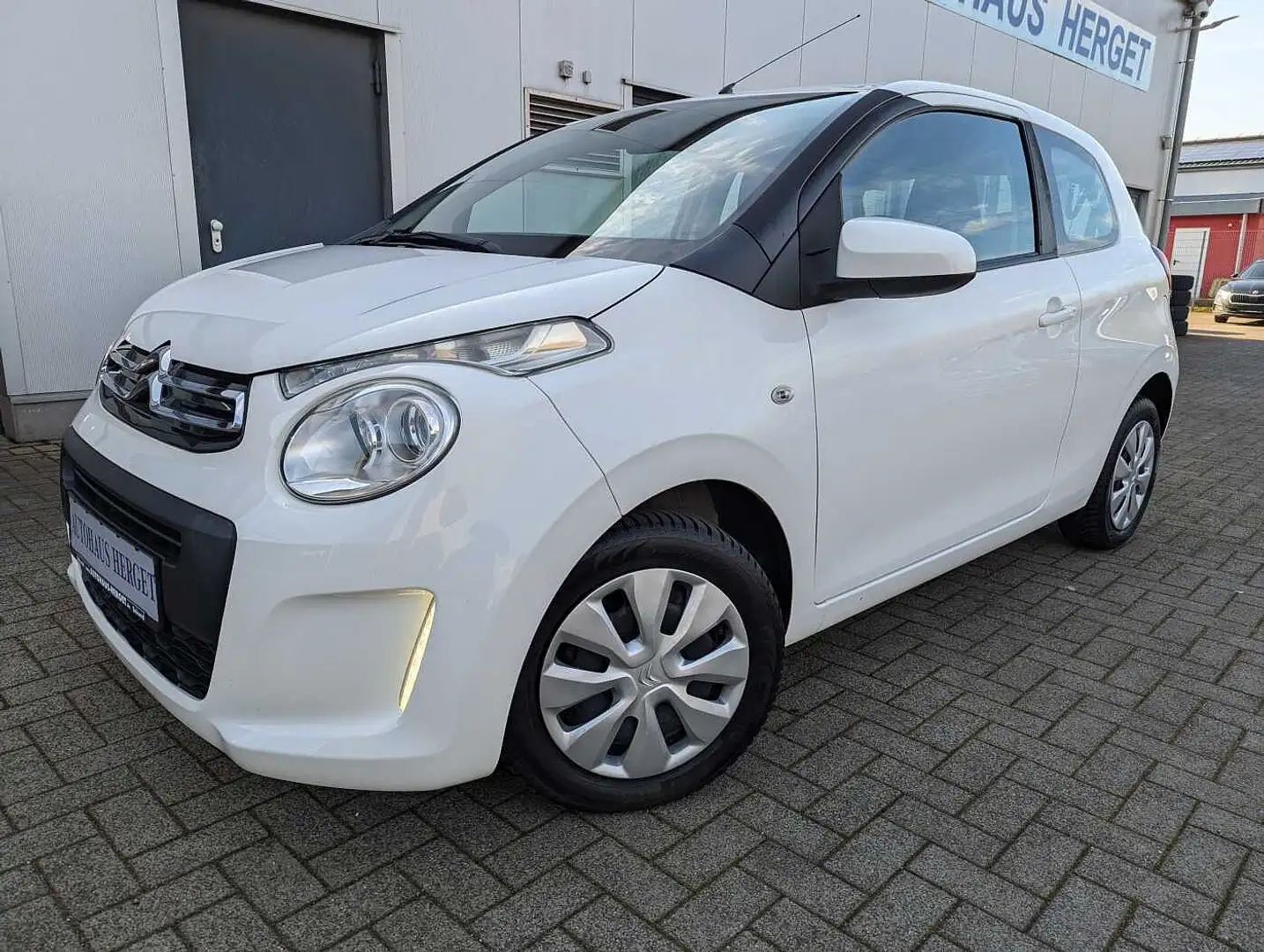 Citroen C1 VTi 68 Feel Scheckheftgepflegt/Klima/Bluetooth/Zen Weiß - 1