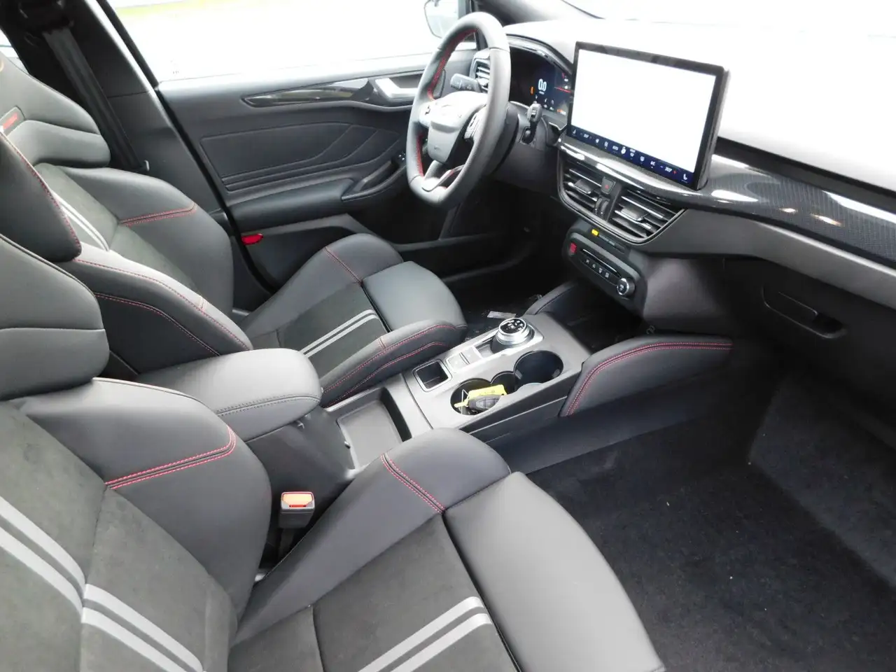 Ford Focus Turnier ST X Autom. HeadUp / Bliss / ACC 12