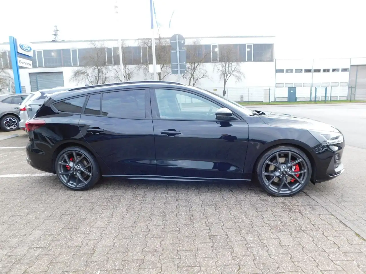 Ford Focus Turnier ST X Autom. HeadUp / Bliss / ACC 4