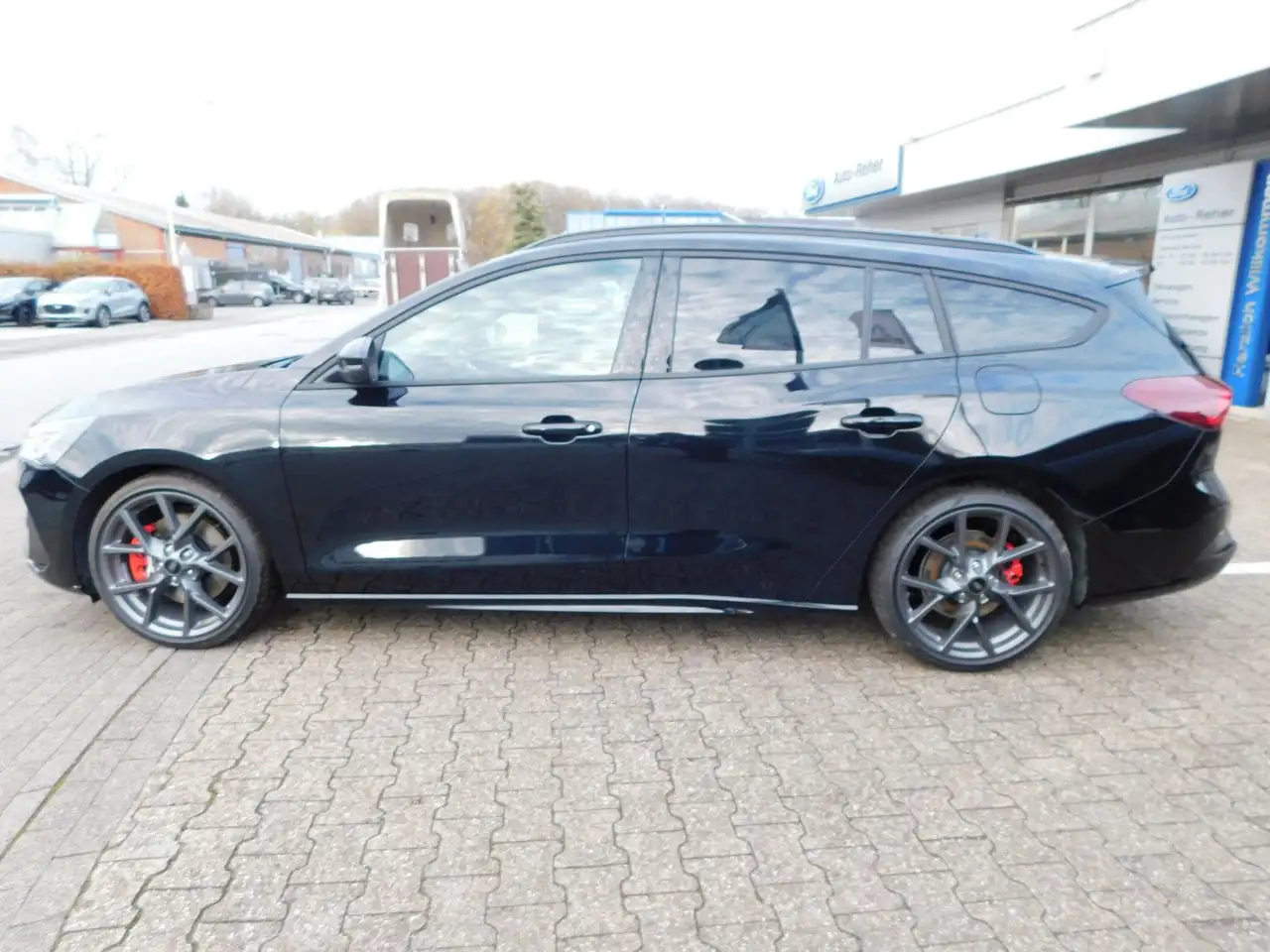 Ford Focus Turnier ST X Autom. HeadUp / Bliss / ACC 8