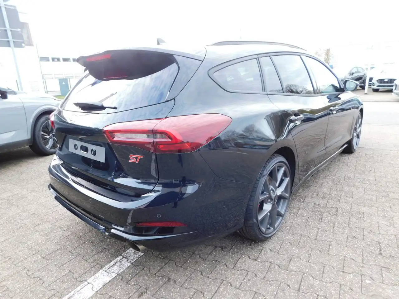Ford Focus Turnier ST X Autom. HeadUp / Bliss / ACC 5