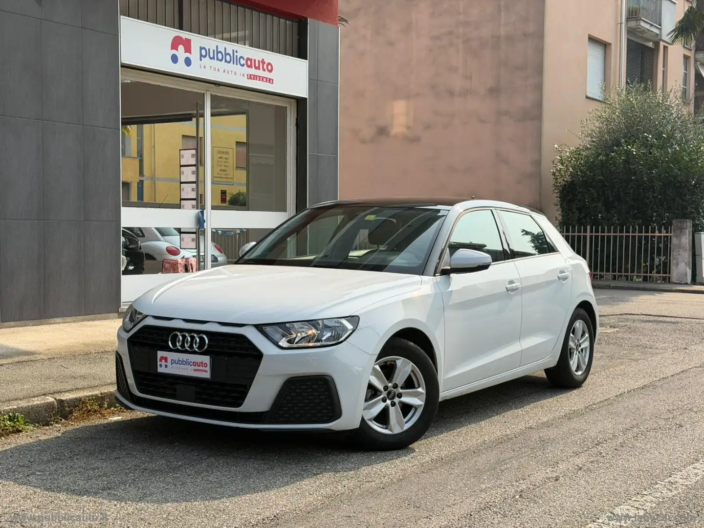 Audi A1 SPB 25 TFSI S tronic Admired Weiß - 1