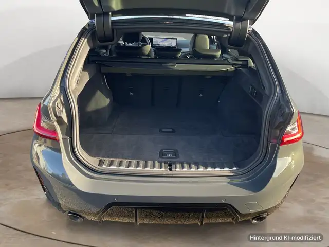 BMW 3 Series view 15
